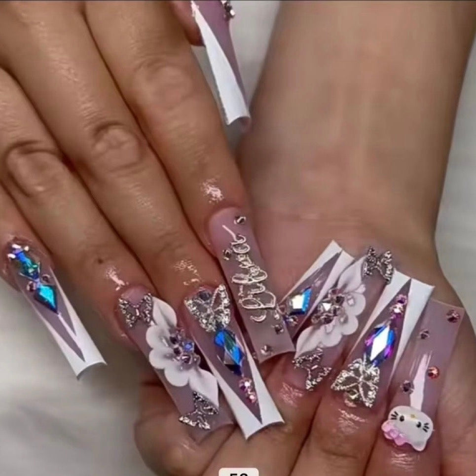 Hussa Nails - Vucci