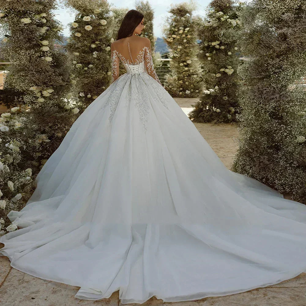 Exquisite Wedding Dresses A-Line Tulle Tiered Bridal Gowns Lace Appliques Gorgeous Princess Robes Vestidos De Novia Customized